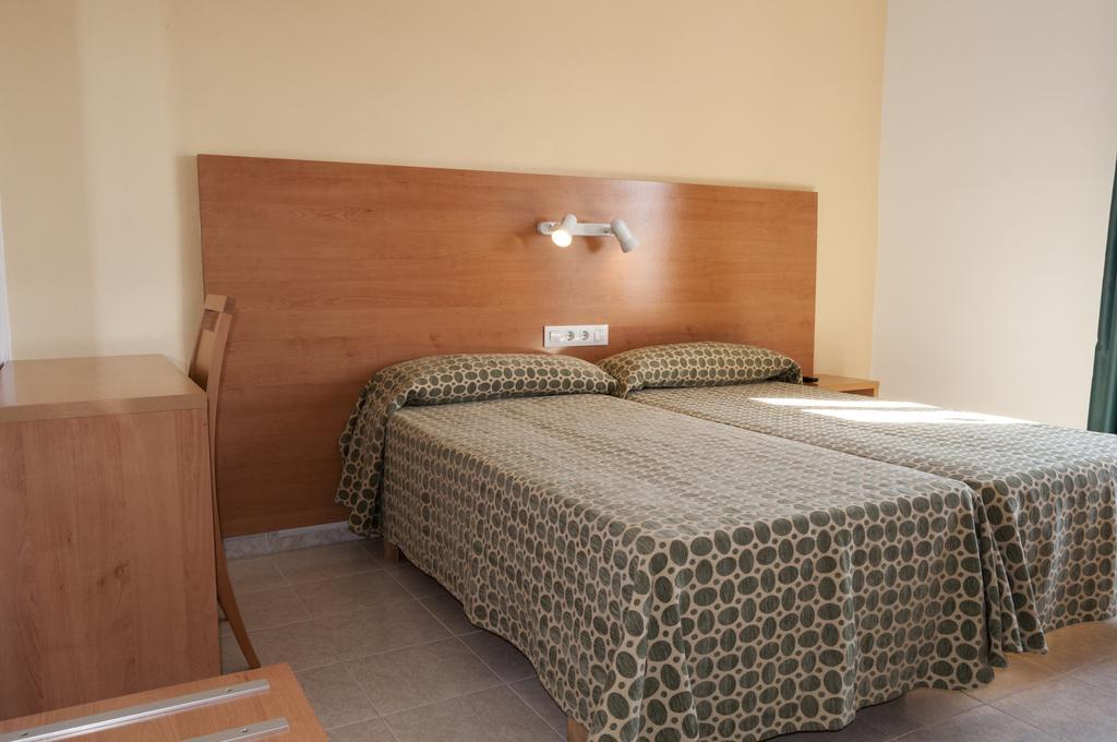 Hotel Madrid 시우타데야 외부 사진