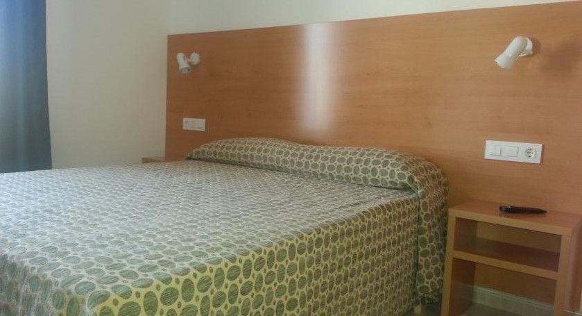 Hotel Madrid 시우타데야 외부 사진